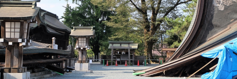 熊本地震で倒壊した阿蘇神社